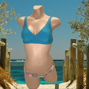 Recco Size Medium Brazilian Bikini Set. New With Tags.